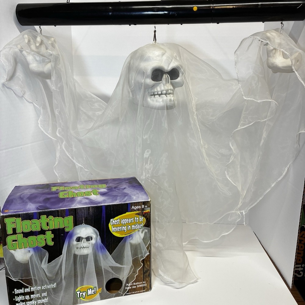 Gemmy 2002 Floating Ghost Animated Halloween Prop WORKS Sound Motion Lights